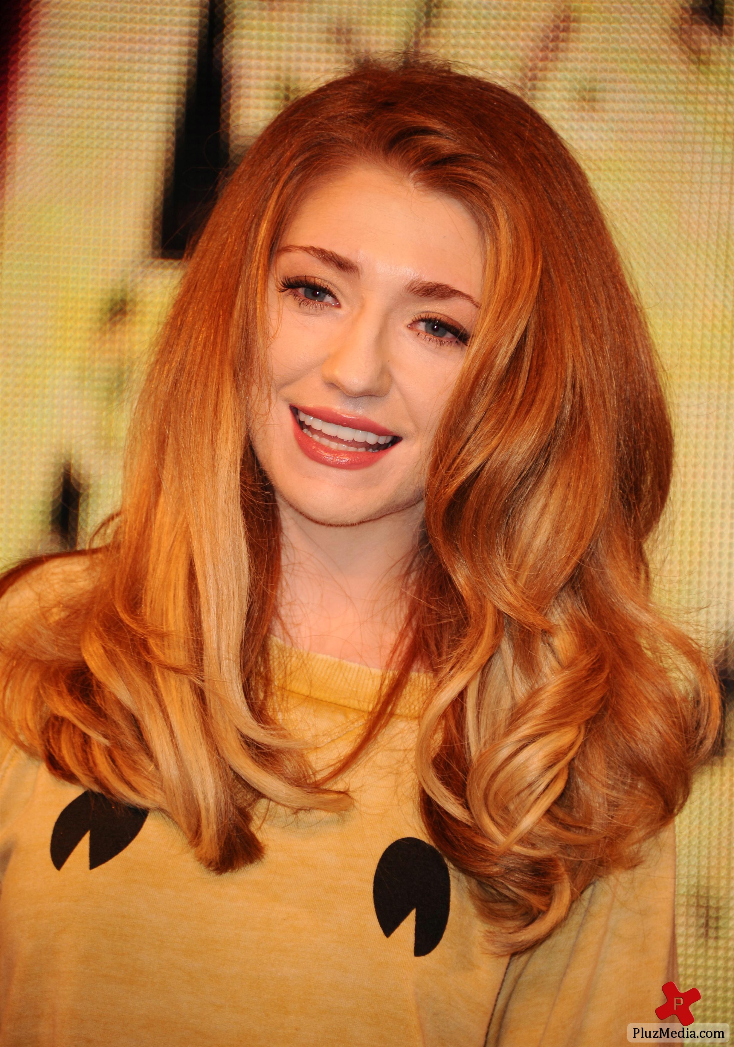 Nicola Roberts signs copies of her debut album 'Cinderellas Eyes' | Picture 87573